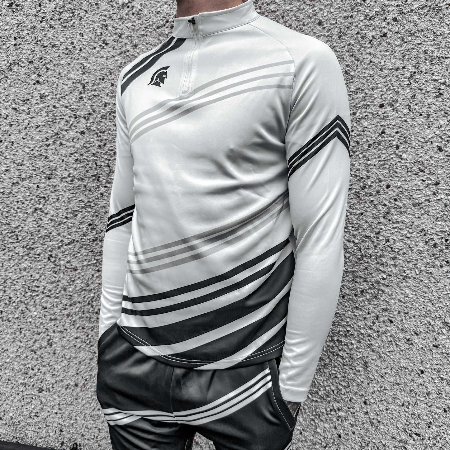 CORE-FIT QUARTER-ZIP TRACKSUIT